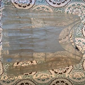 American Eagle Size Small Lacy top